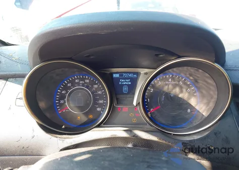 2016 Hyundai Genesis 3.8 Base z USA, uszkodzony, nr VIN KMHHT6KJ6GU134271